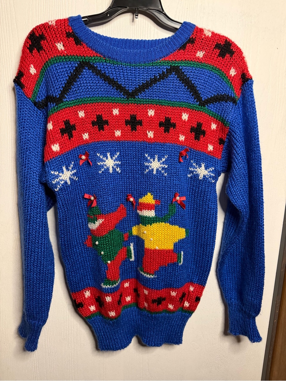 Vintage Christmas Holiday Knit Sweater with Festive Pattern Womens S 80s/90s